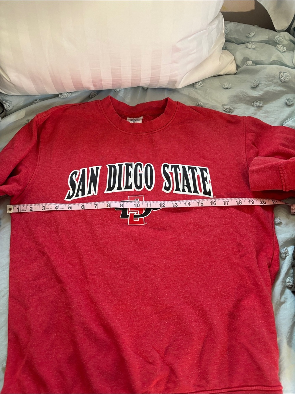 Rivalry Threads Red Pullover Sweatshirt - Picture 4 of 5
